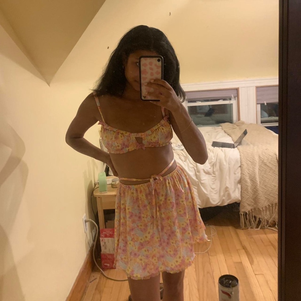 FL&L Pastel Punch Set - Picture 4 of 10